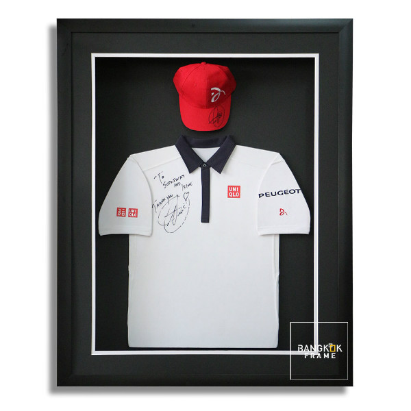 ลายเซ็น-เสื้อ-หมวก-ใส่กรอบโชว์